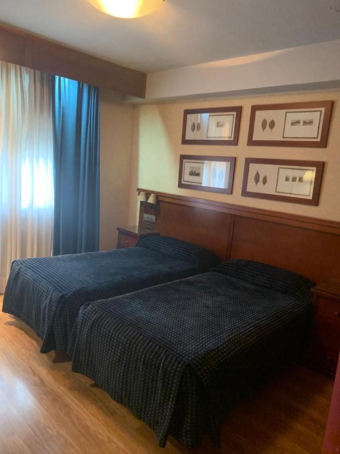 Olvega Hostal Los Infantes מראה חיצוני תמונה